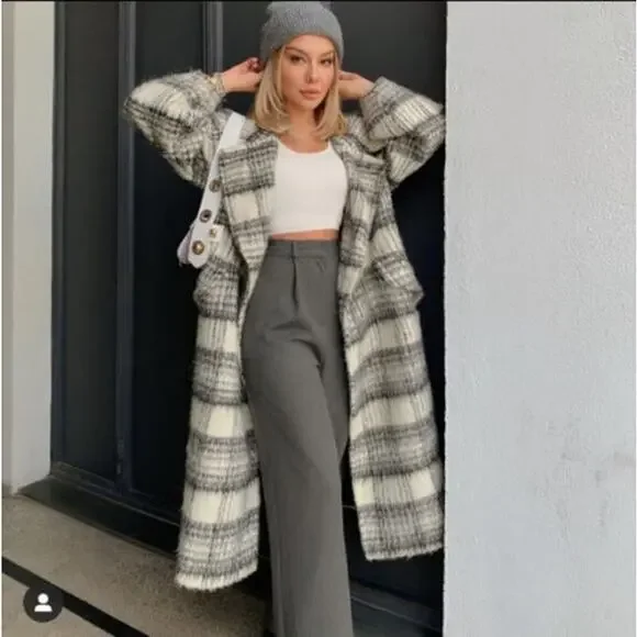 Zara NEW Oversized Wool Ivory and Black Plaid Coat Jacket